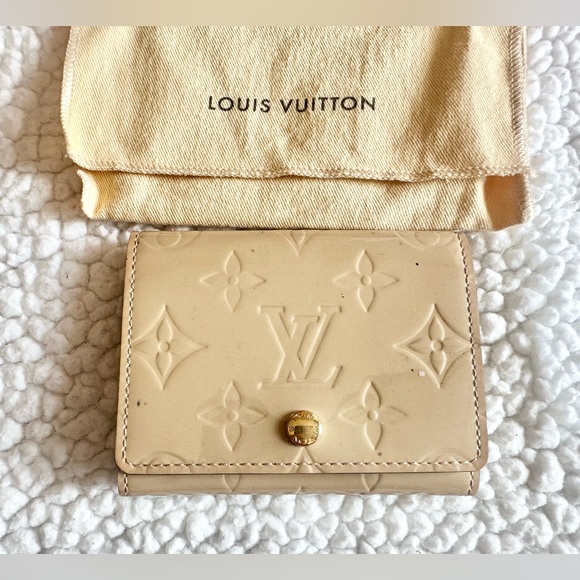 Authentic Louis Vuitton vernis card wallet - Picture 3 of 8
